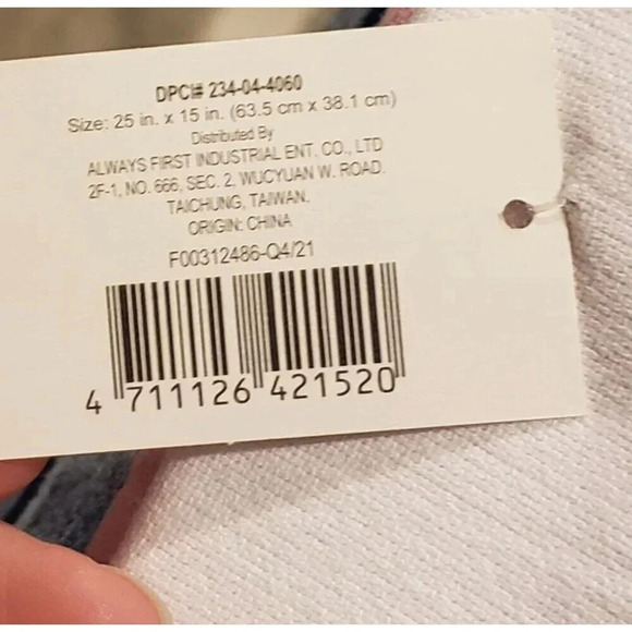 Target Valentine’s Day Love Hearts Gnome Pink Kitchen Towels - Picture 4 of 4